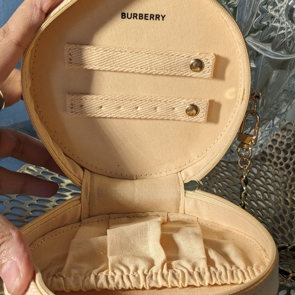 Burberry beauty pouch - Picture 8 of 10